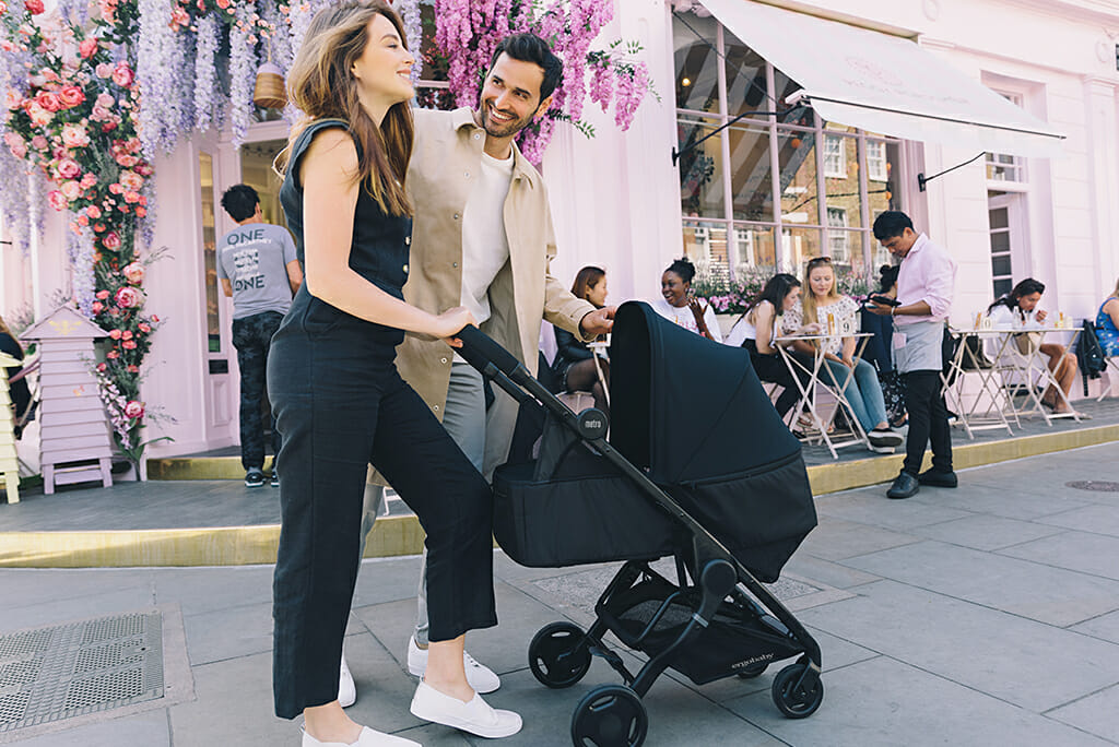 prams that fold with seat attached