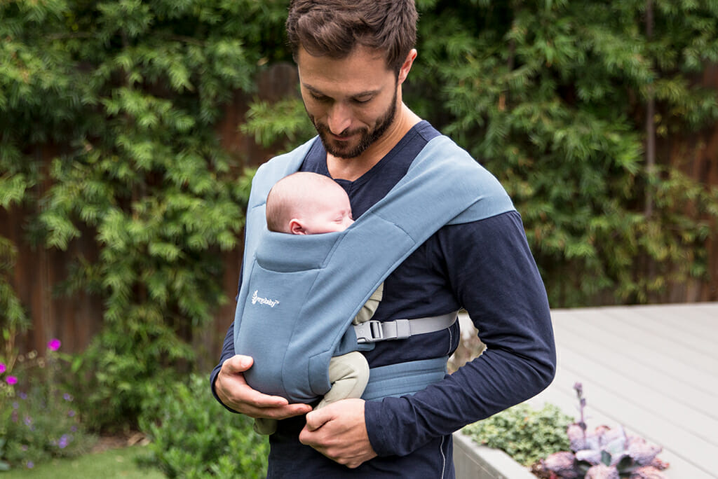 ergobaby embrace baby carrier